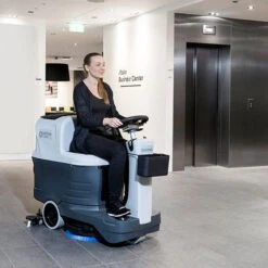 Advance® SC2000™ 20" Compact Ride-on Floor Scrubber W/ EcoFlex™ - 18.5 Gallon -Viper Shop advance sc2000 rider scrubber hotel