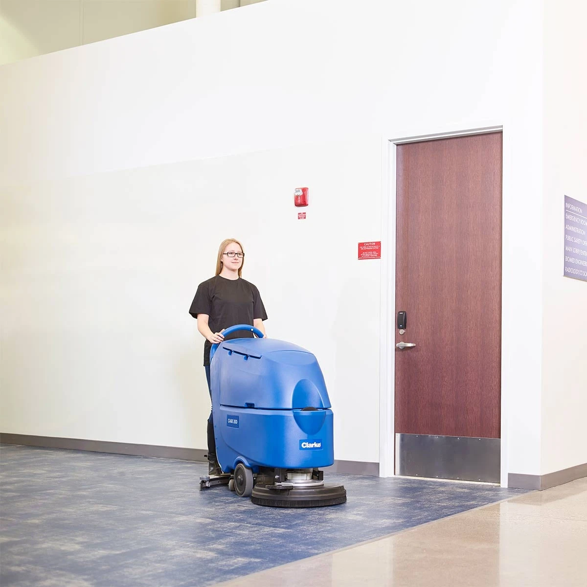 Clarke® CA60 20B Boost 14" X 20" Orbital Auto Floor Scrubber - 16 Gallons 5 Clarke® CA60 20B Boost 14" X 20" Orbital Auto Floor Scrubber - 16 Gallons - Image 5